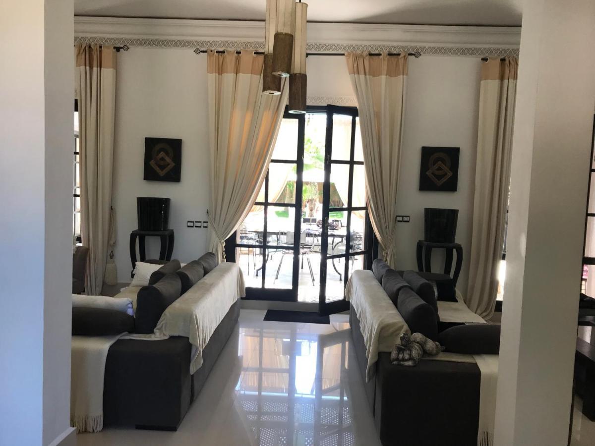 Villa Mano Lagouassem ภายนอก รูปภาพ